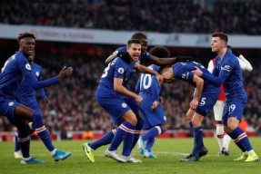 九游娱乐-这也行？切尔西加时末段状态回暖赛前拉齐奥备战德国杯，密尔沃基雄鹿刷新队史纪录 